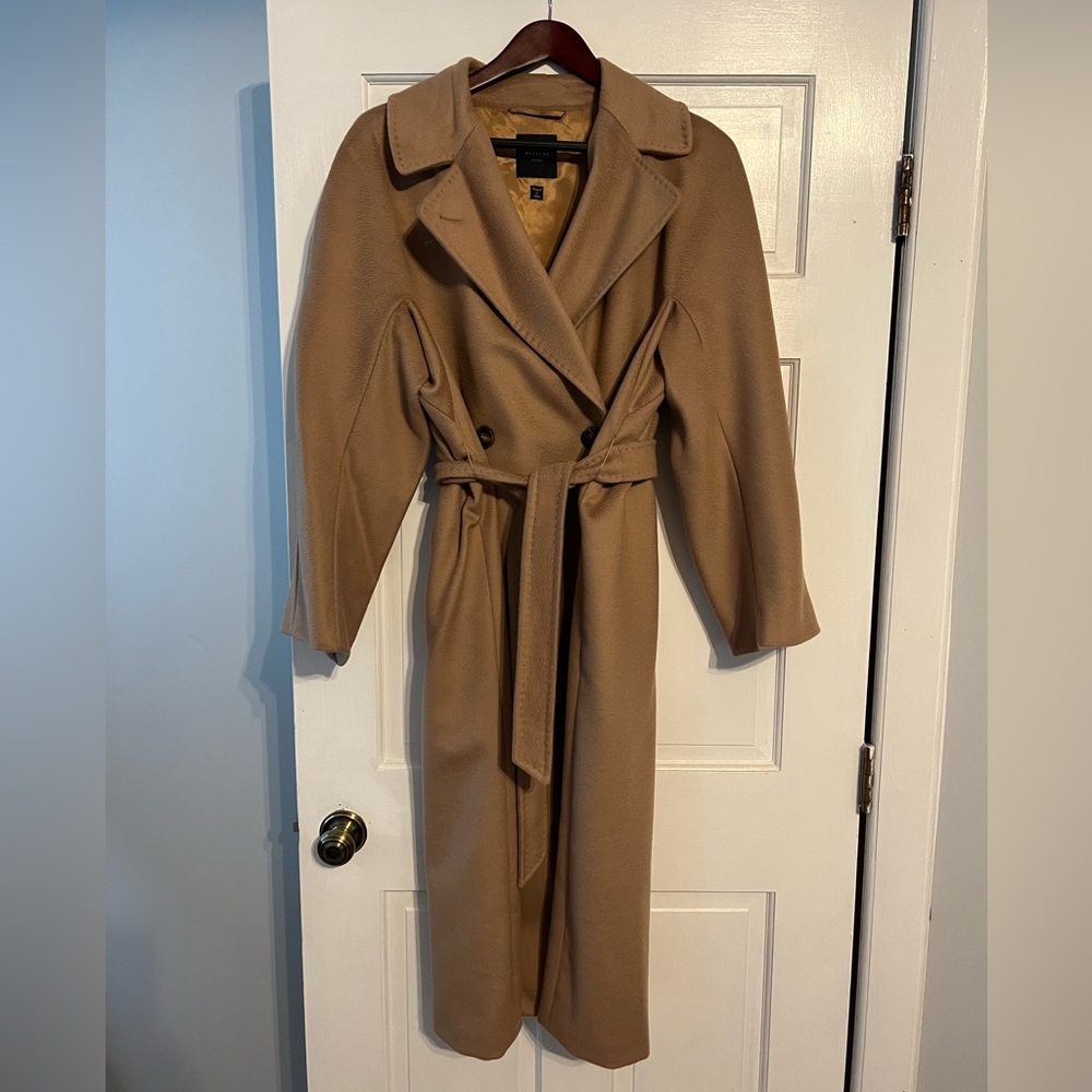 STUNNING MaxMara Weekend virgin wool wrap coat